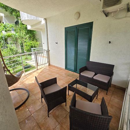 Roman Garden Apartment ريسان المظهر الخارجي الصورة